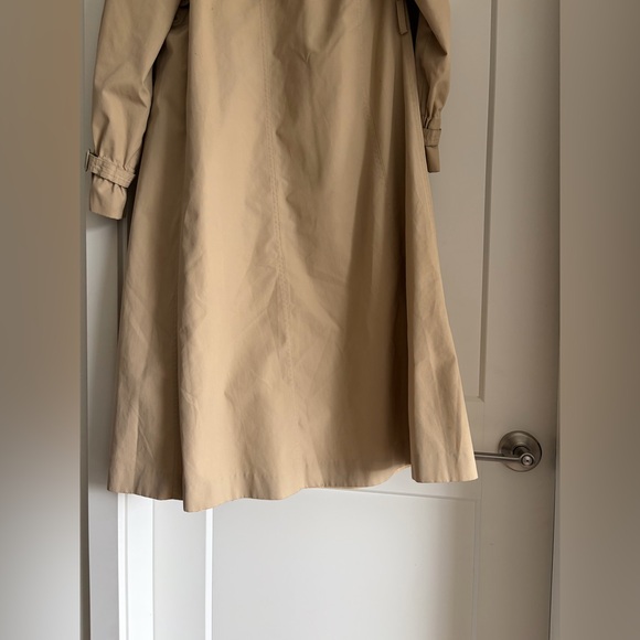 Vintage Misty Day Trench Coat - Picture 8 of 8